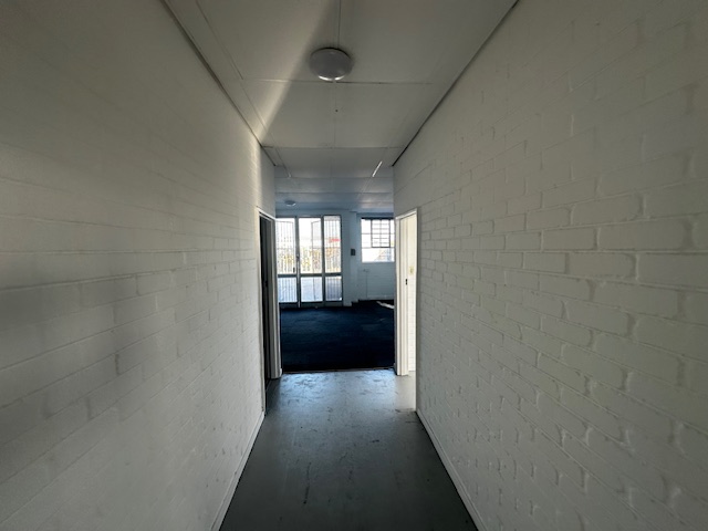 To Let Commercial Property for Rent in Maitland Western Cape